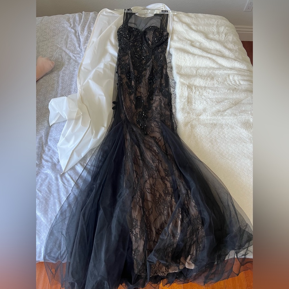 Elegant Black Lace Gown